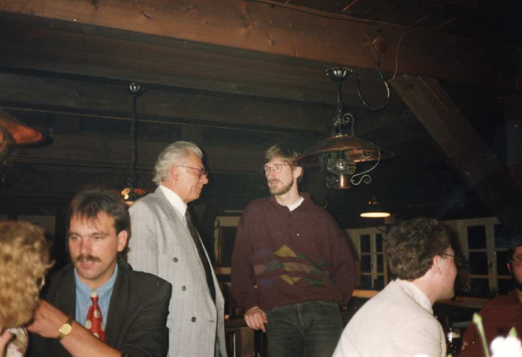 img043