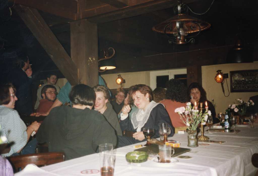 img049