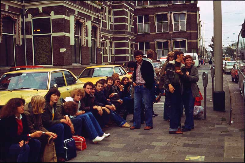 01_Rotterdam_warten_auf_Bus1